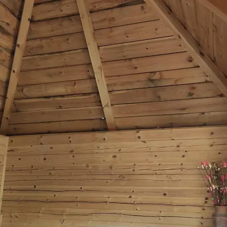 Mountain View Ecovilla 3* Devin